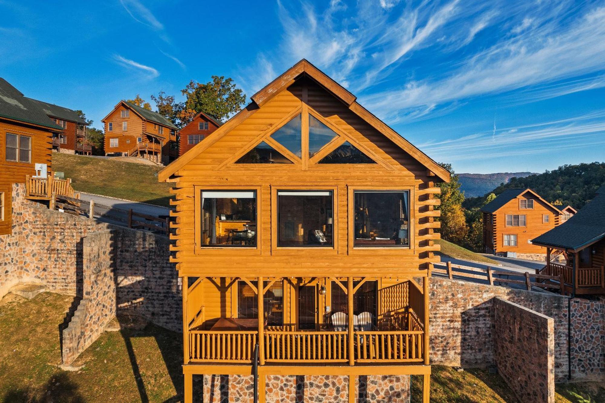 Epic Mountain Views, Hot Tub, Game Room, Sleeps 10 Sevierville Ngoại thất bức ảnh