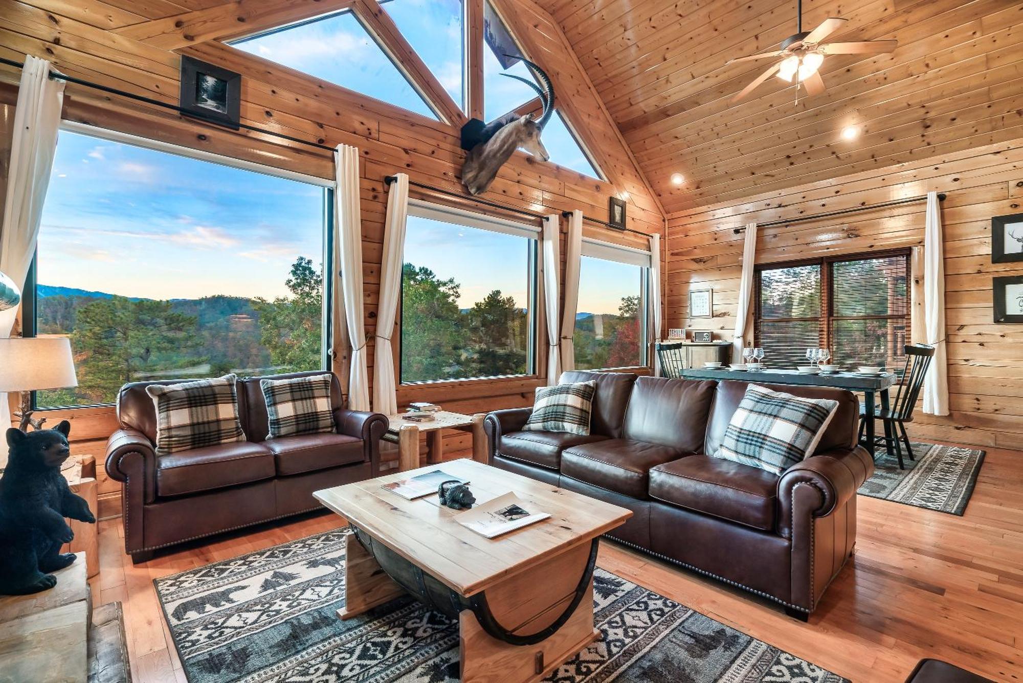 Epic Mountain Views, Hot Tub, Game Room, Sleeps 10 Sevierville Ngoại thất bức ảnh